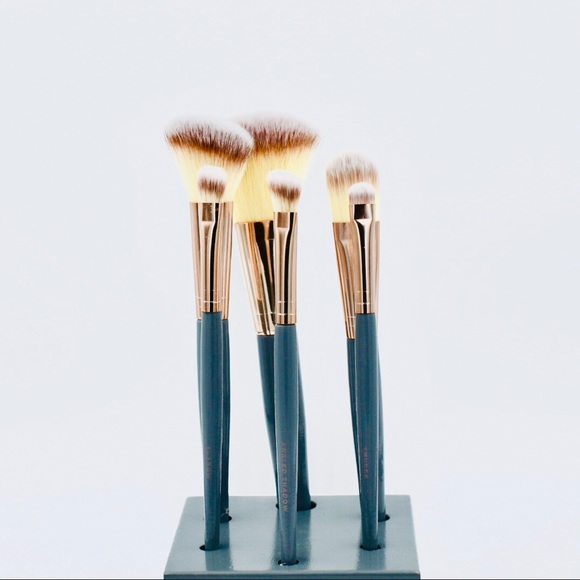 Nanette Lepore Rose Gold Makeup Brush Set NWT/NIB - Picture 5 of 5